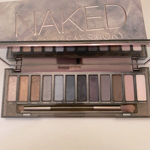 Urban Decay Naked Smokey Eyeshadow Palette